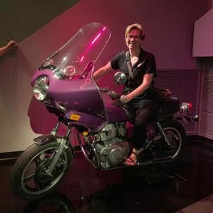 Meet your Posher, Cara